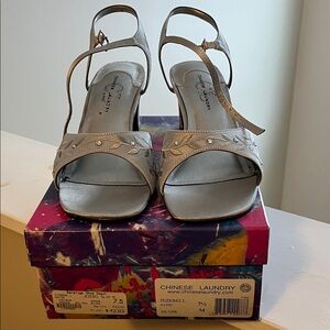 Chinese Laundry Silver Satin Women's Sandals Jezebell 7.5M